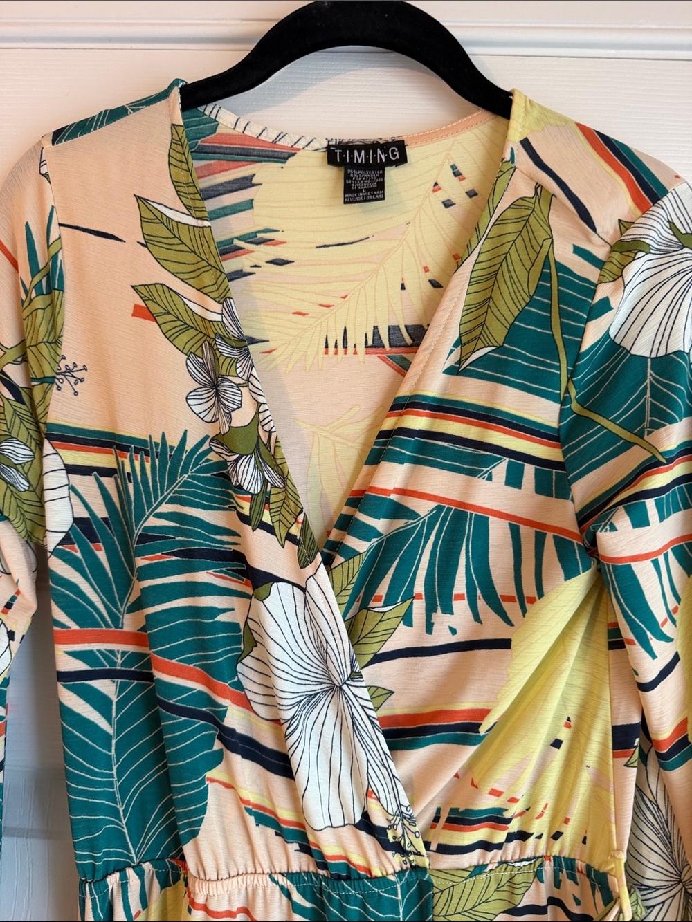 Timing Tropical Leaf Print Maxi Dress - Picture 2 of 6